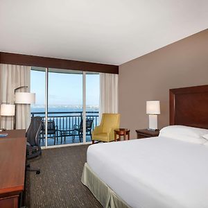 1 King Bed Premium Room Bay View Non-Smoking